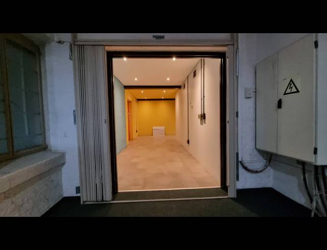 347M² OFFICE FOR SALE IN WOODSTOCK